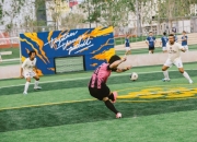 开云官方app入口-包含足球场上再度掀起一场热血大战的词条