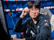 开云体育登录-包含FLY横扫DRX，Oner关键制胜的词条