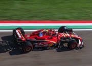 开云体育-包含法拉利逆转雷诺车队，拉塞尔点燃赛场的词条