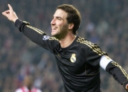 开云官方app入口-逆袭之夜，上海队翻盘雄鹿，库里状态火热点燃全场