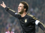 开云官方app入口-逆袭之夜，上海队翻盘雄鹿，库里状态火热点燃全场