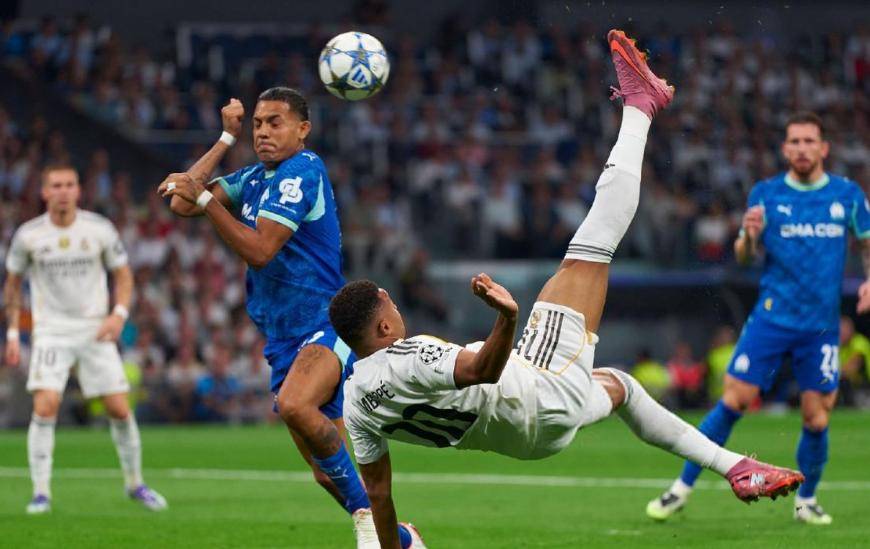 包含皇马逆转波兰，马尔基尼奥斯绝境逆转的词条