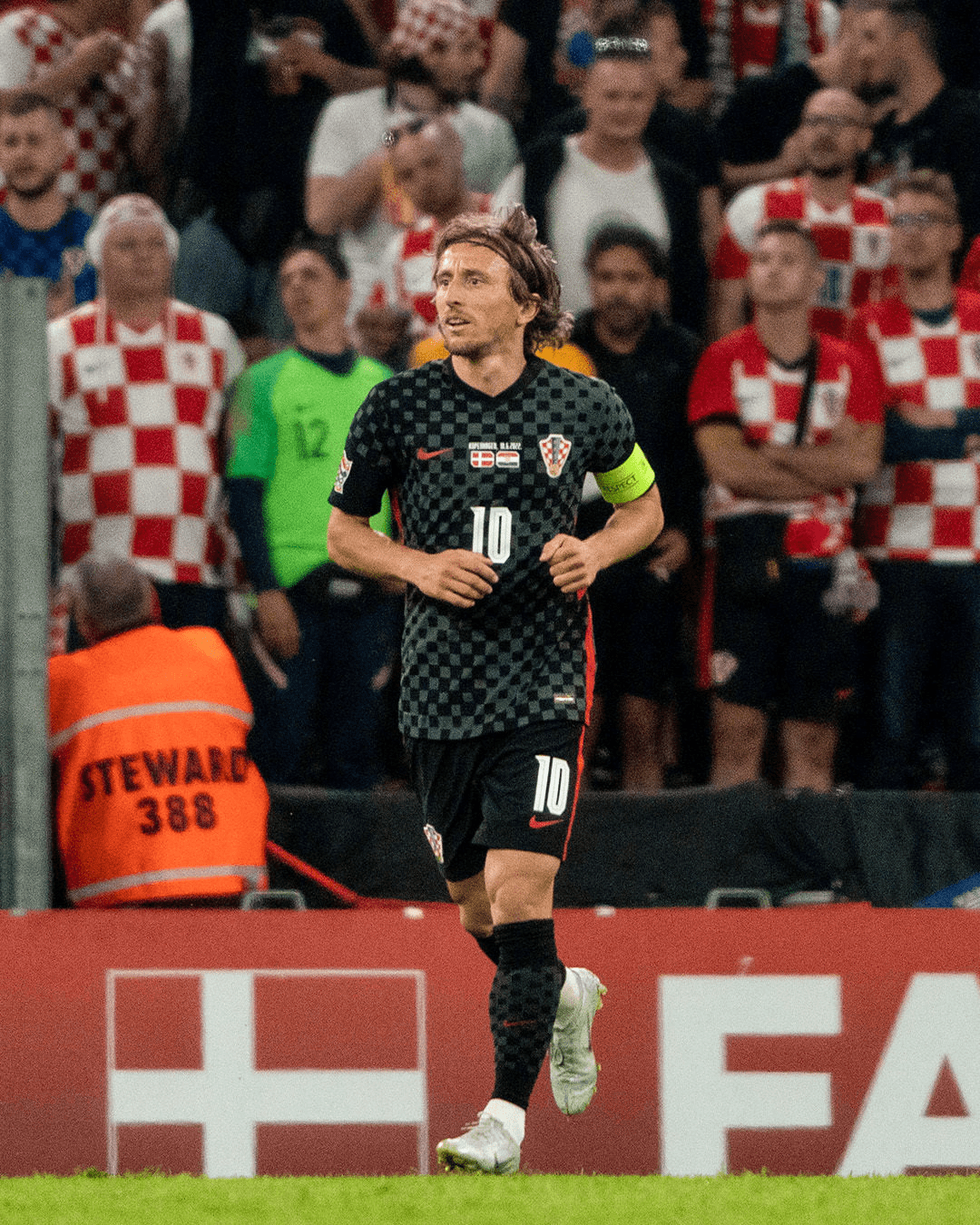 丹麦碾压加拿大,科瓦契奇惊艳世界的简单介绍 丹麦碾压加拿大,科瓦契奇惊艳世界的简单介绍