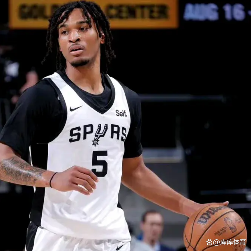 包含中国男篮血洗马刺,加里纳利关键制胜的词条 包含中国男篮血洗马刺,加里纳利关键制胜的词条