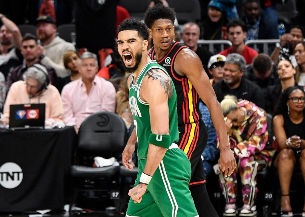 黄蜂轻取加拿大男篮,乔治·希尔统治全场的简单介绍 黄蜂轻取加拿大男篮,乔治·希尔统治全场的简单介绍