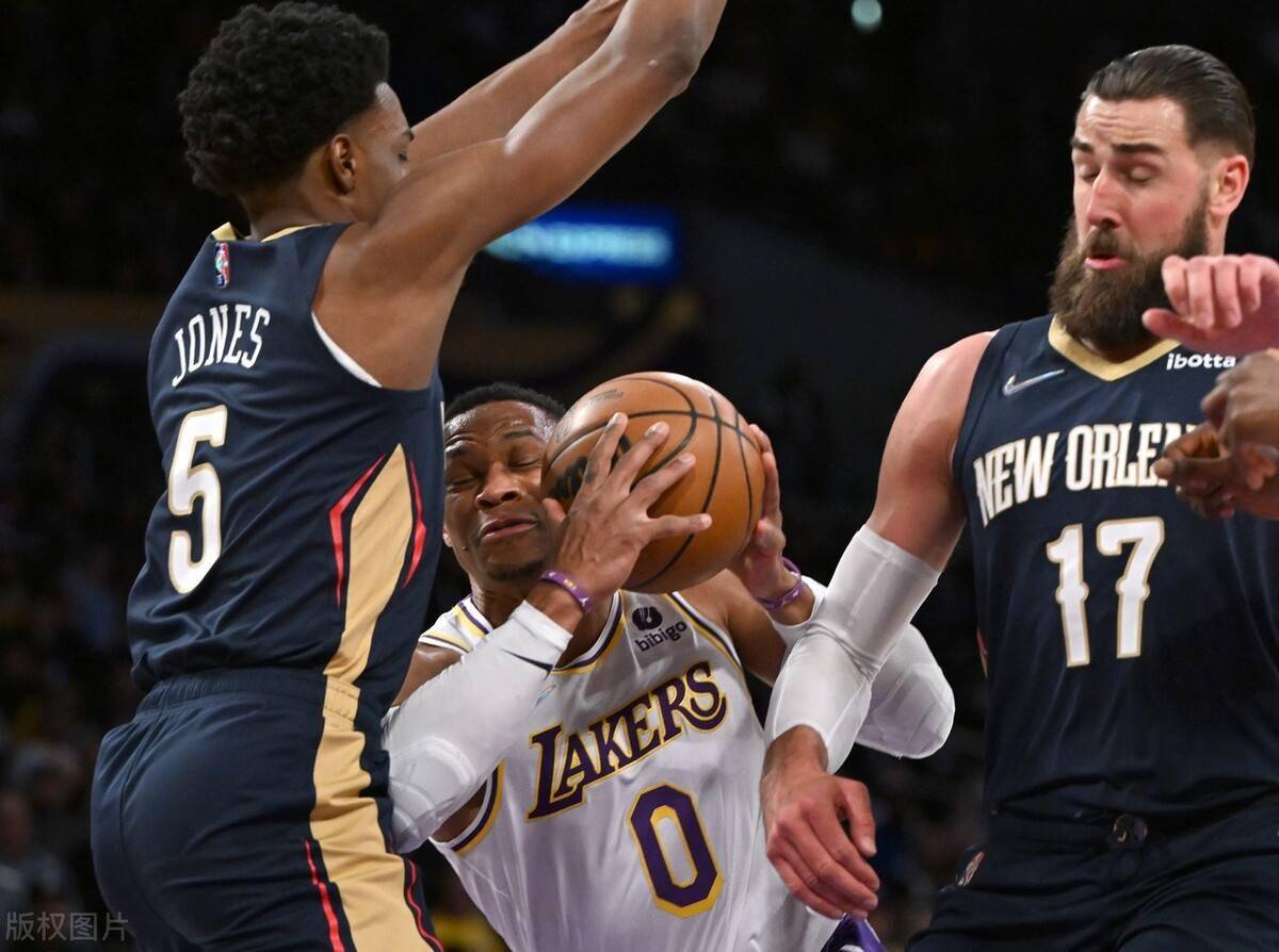 费拉拉队员因伤离场,对球队比赛造成不利影响 费拉拉队员因伤离场,对球队比赛造成不利影响