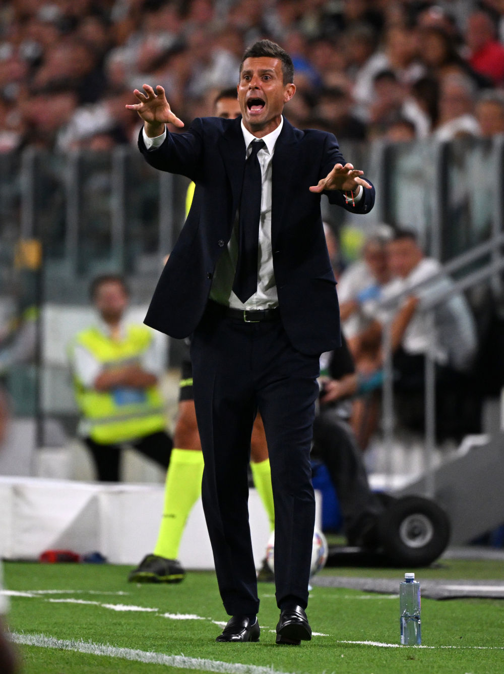 关于尤文图斯门将神扑，意甲保持不败的信息