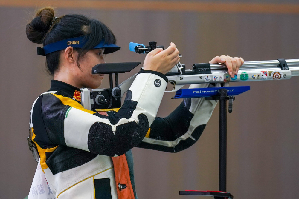 包含挑战极限!女子射击比赛突破历史的词条 包含挑战极限!女子射击比赛突破历史的词条