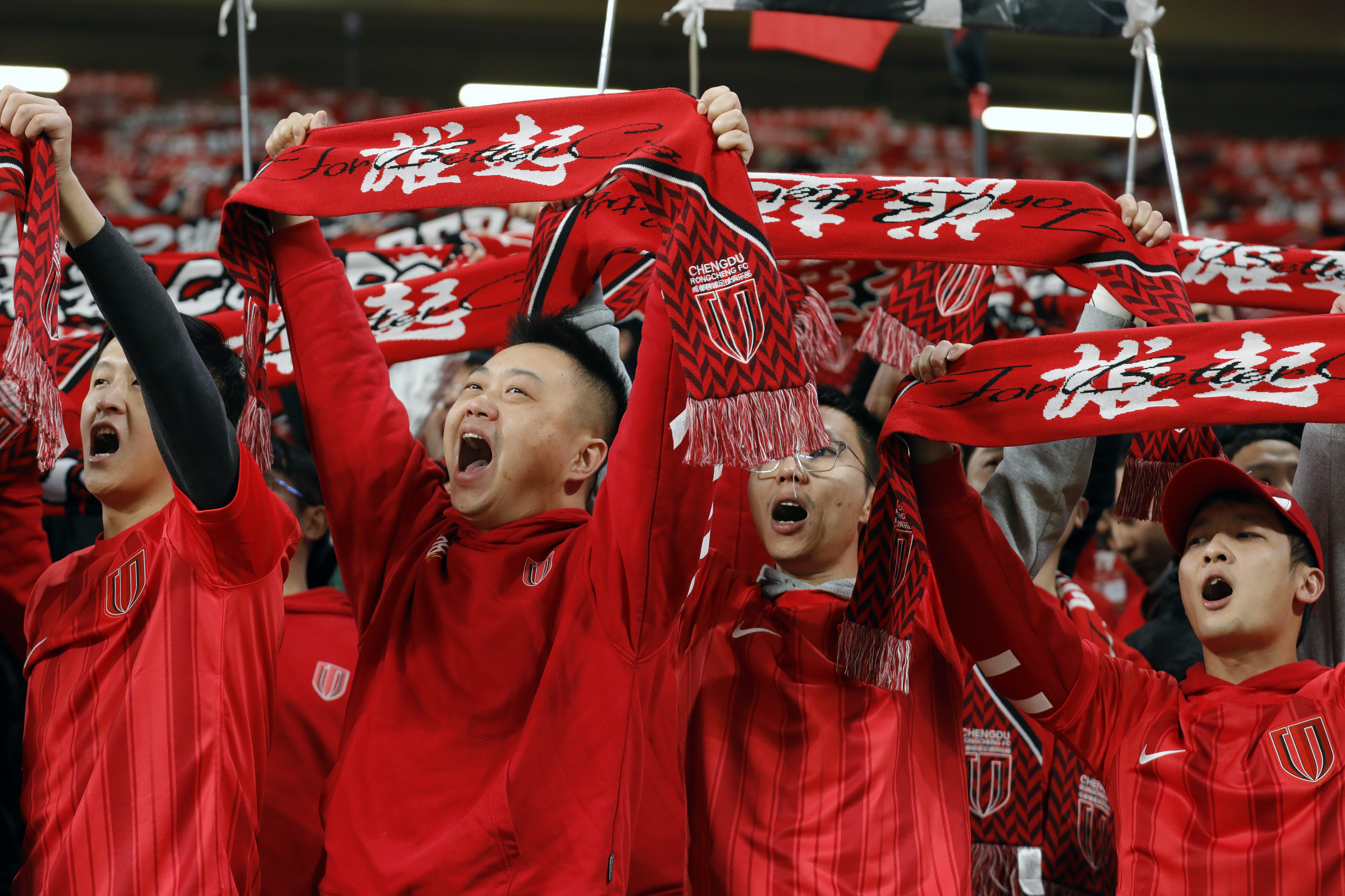 包含国内足球职业比赛的最新战报的词条 包含国内足球职业比赛的最新战报的词条