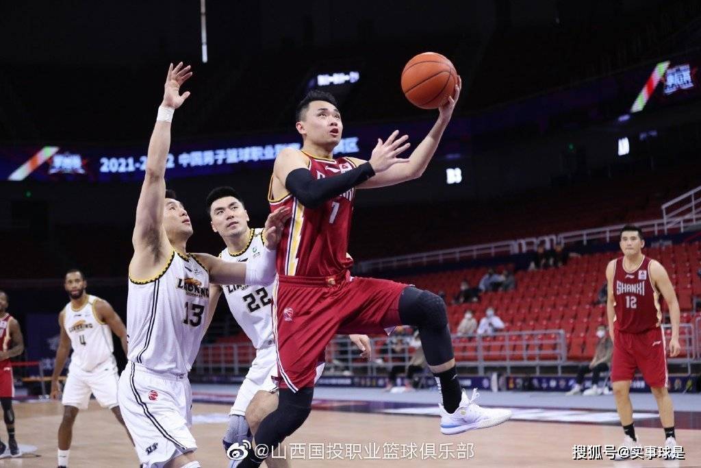 江苏队鏖战青岛队，郭艾伦扛起全队的简单介绍