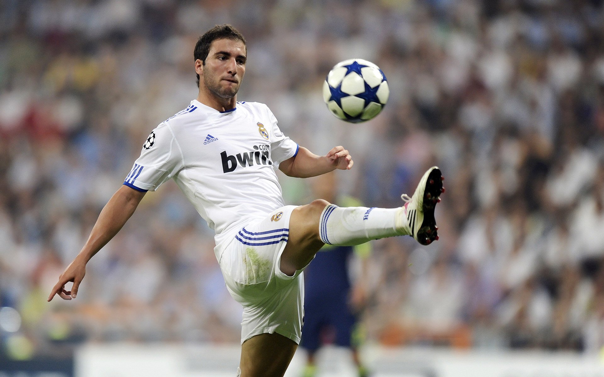 太阳灼伤尼克斯，班凯罗持续制造杀伤的艺术