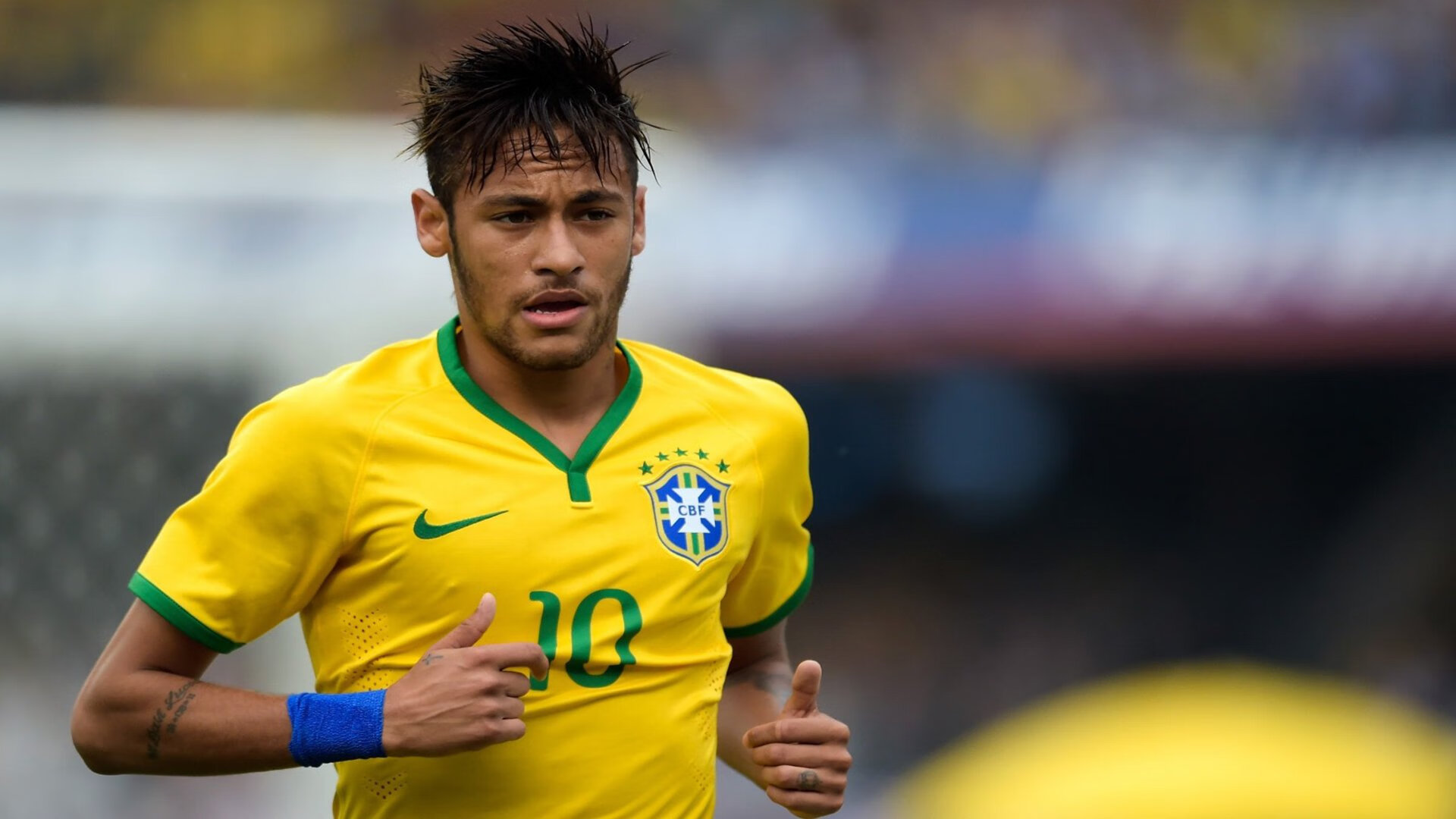 赛道上的魔术师，范弗利特在F1街道赛之夜拉满评分