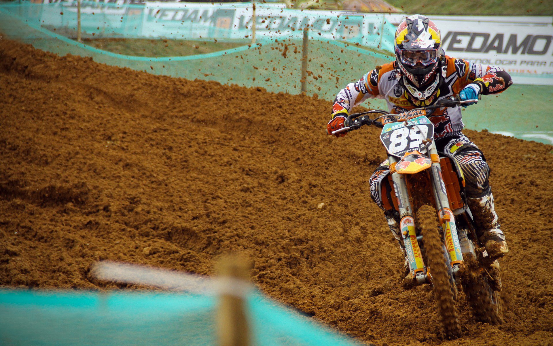 双星闪耀，尼斯强势晋级映衬国米雄心，佩德里东决接管预示新时代